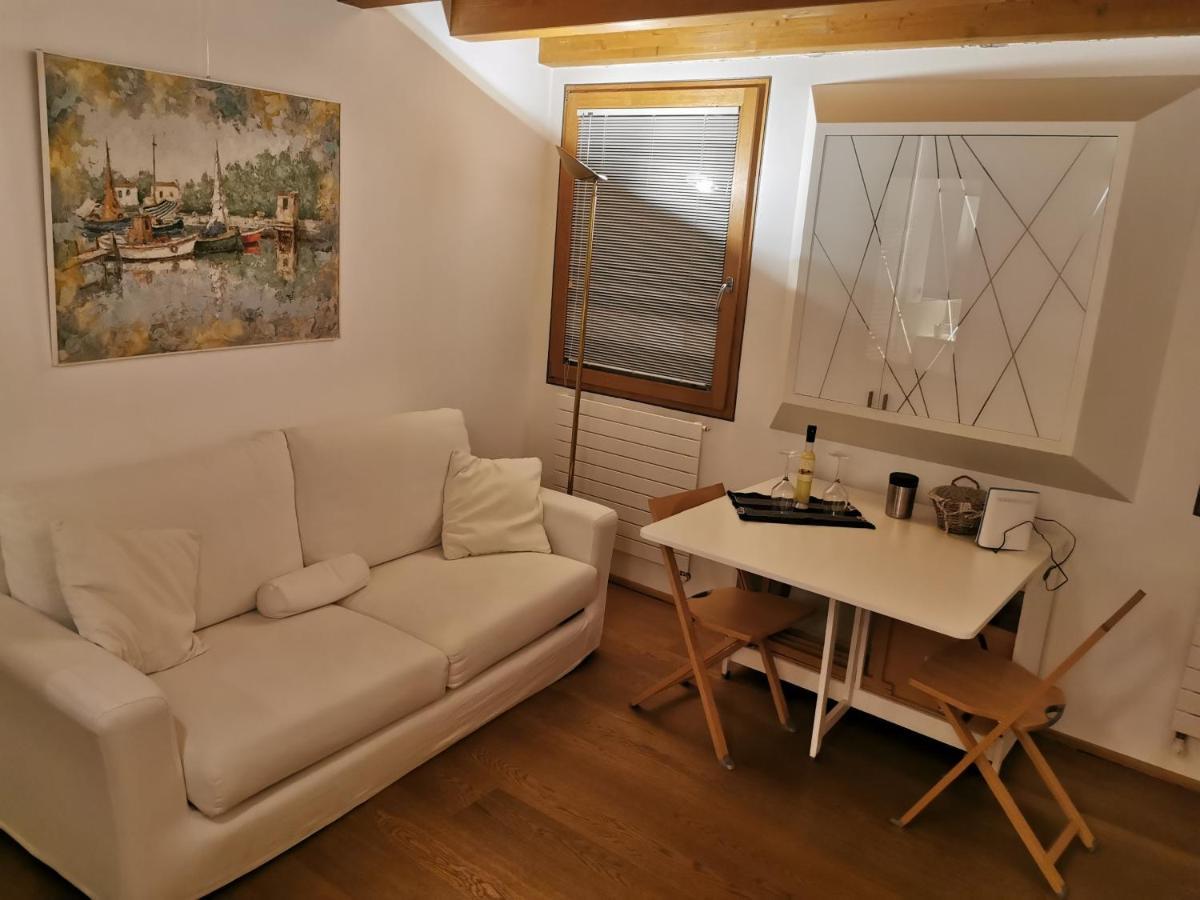 Pandora Flat With Altana Apartment Venesia Bagian luar foto