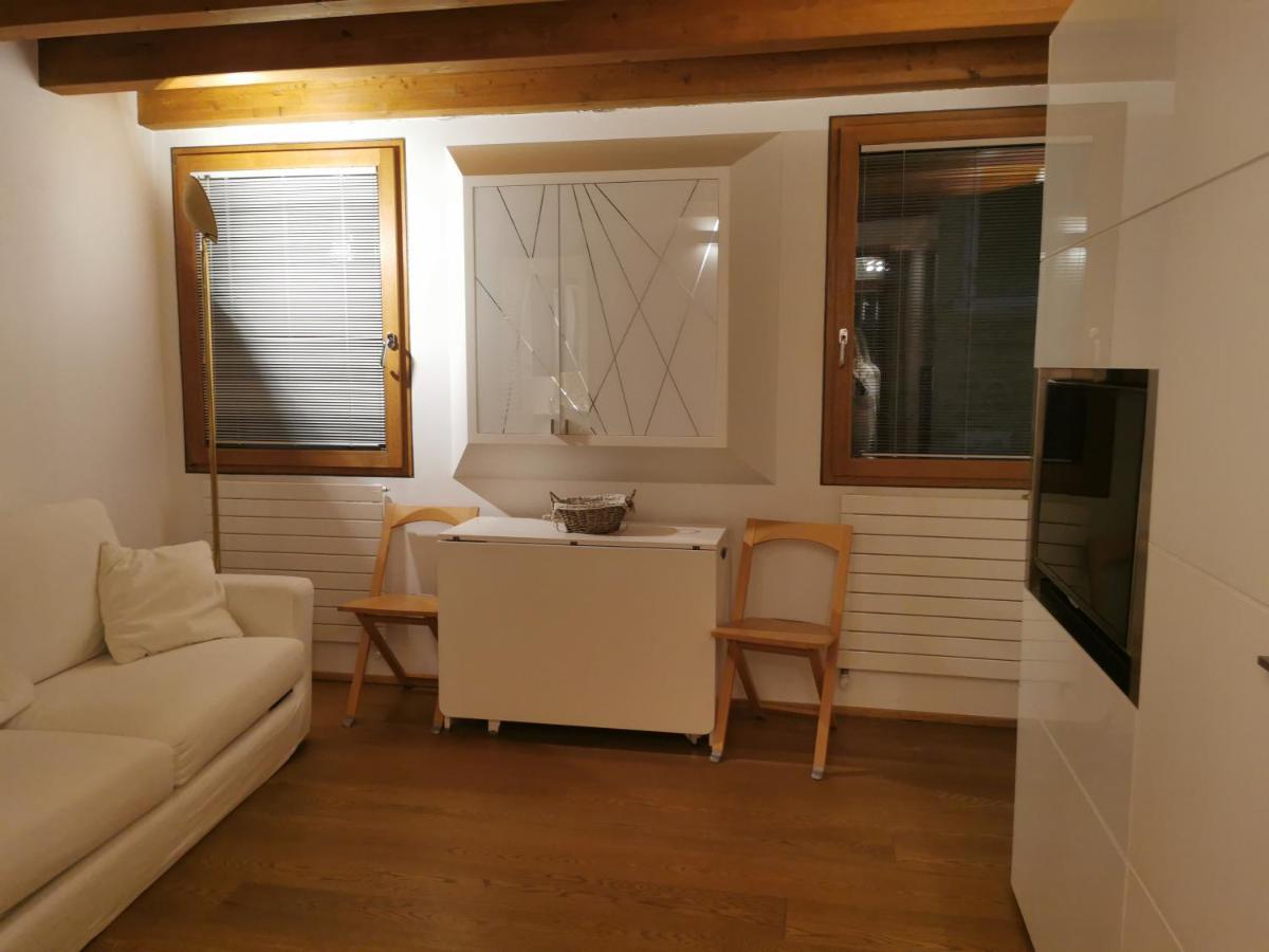 Pandora Flat With Altana Apartment Venesia Bagian luar foto